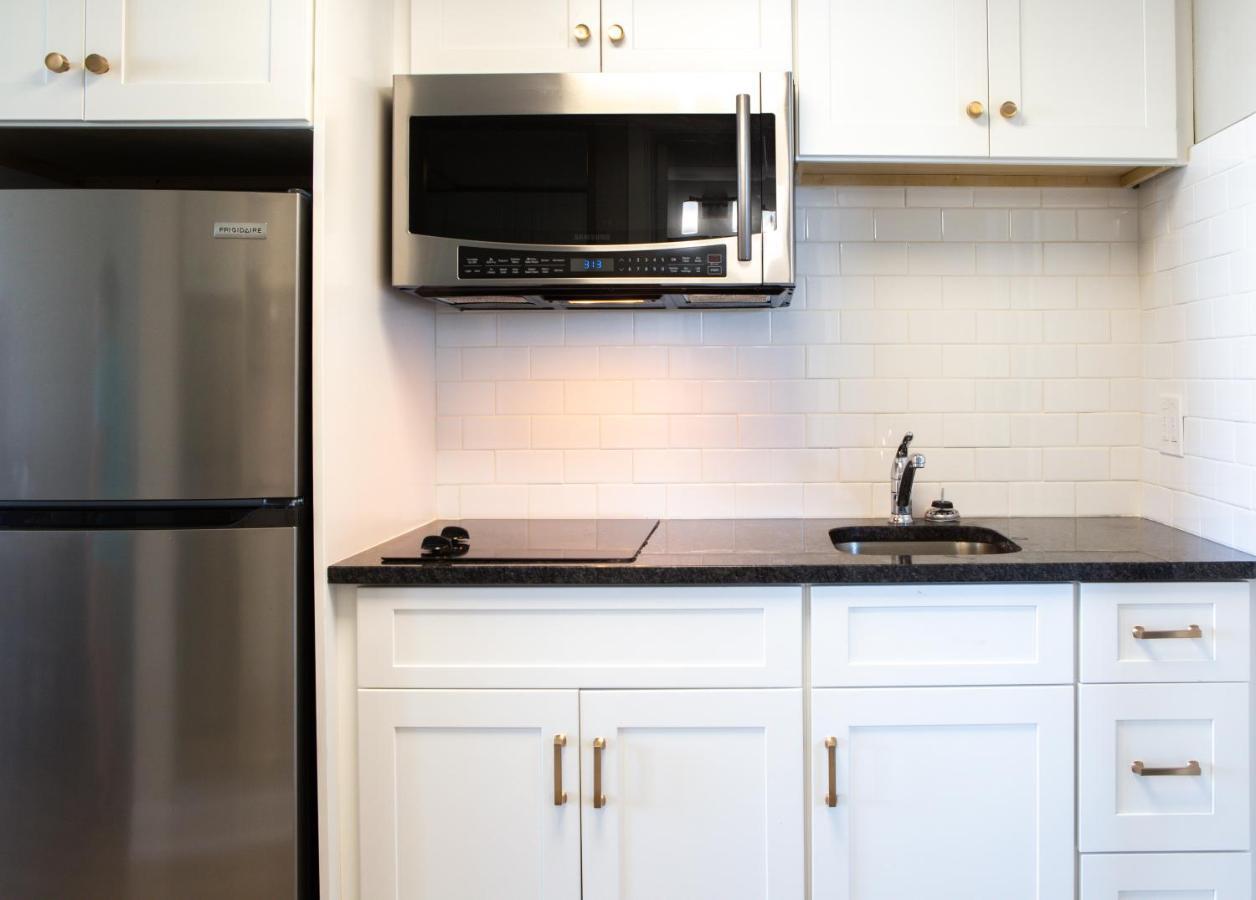 Type B - Oceanfront One Room Efficiency with Two Double Beds