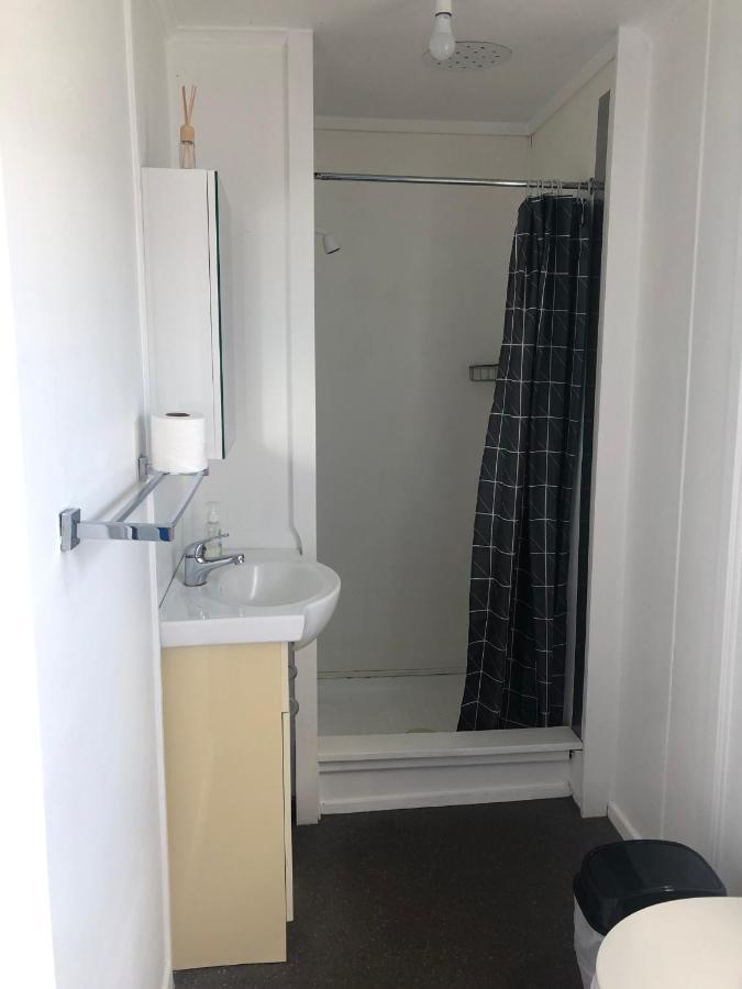 Twin Room with Private Bathroom