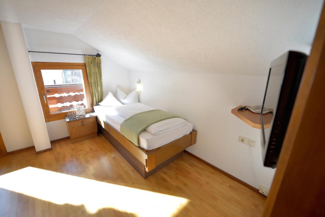 Standard Einzelzimmer mit Bergblick