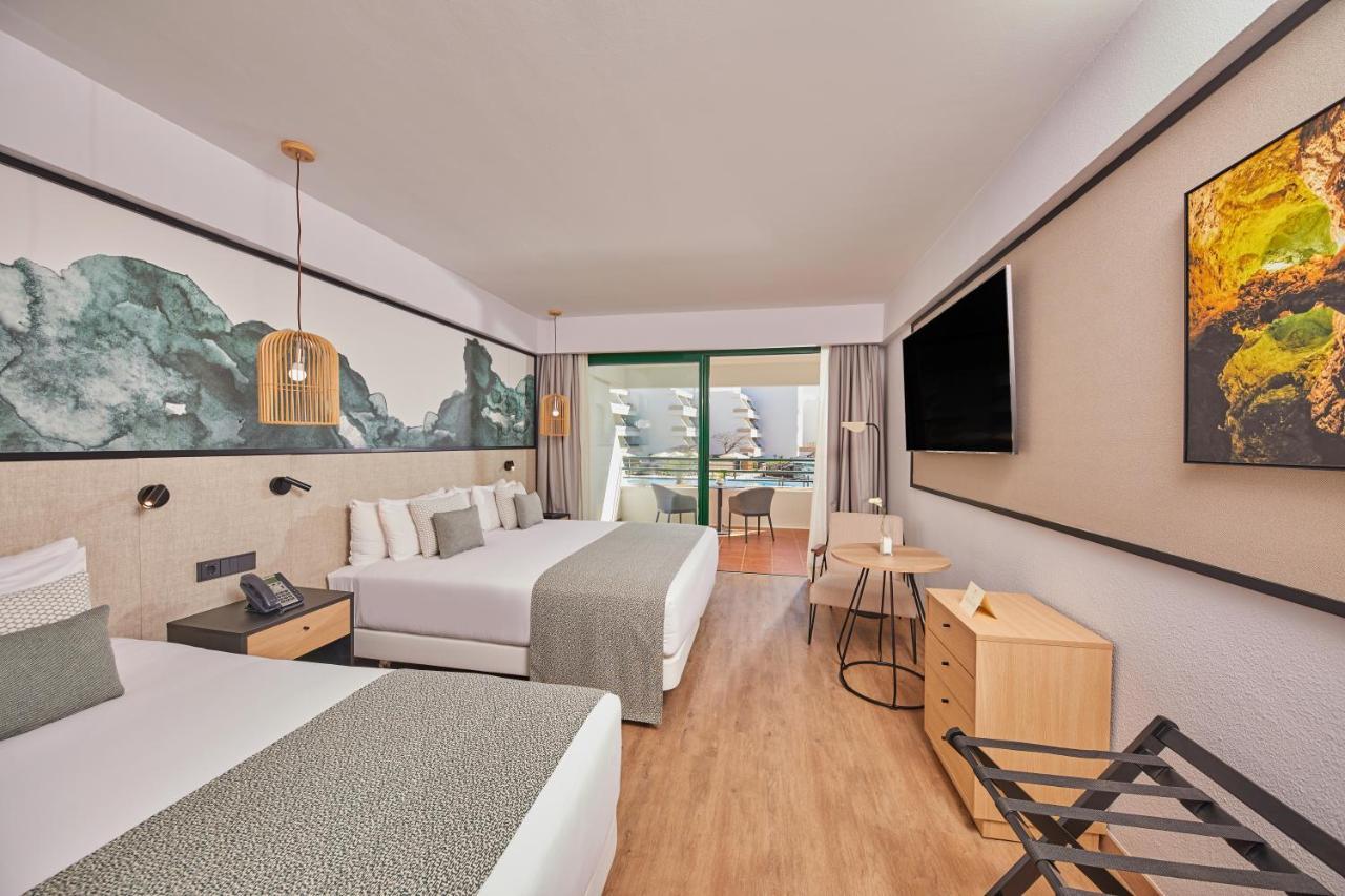 Double Room with Pool View