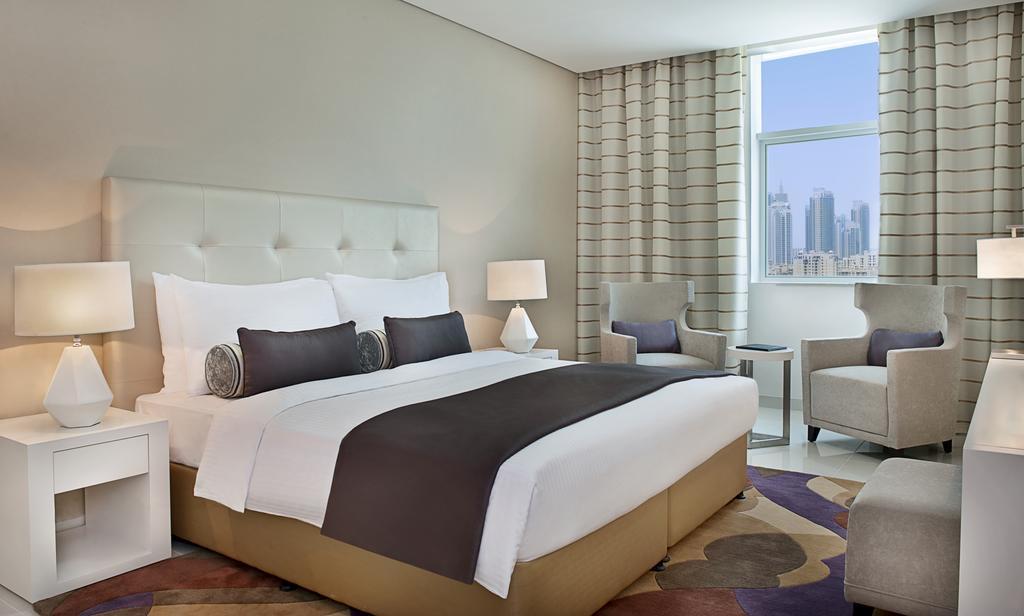 Three Bedroom Suite with kitchenette - City Skyline View,1276949596:JPEG