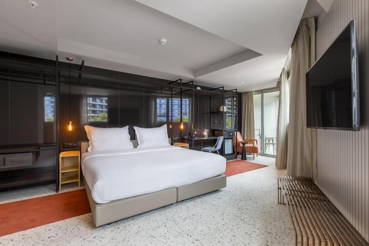 City Room