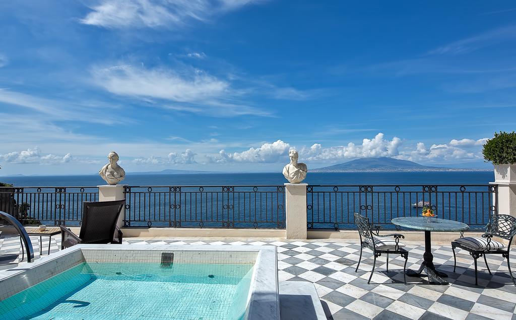 Suite with Private Pool