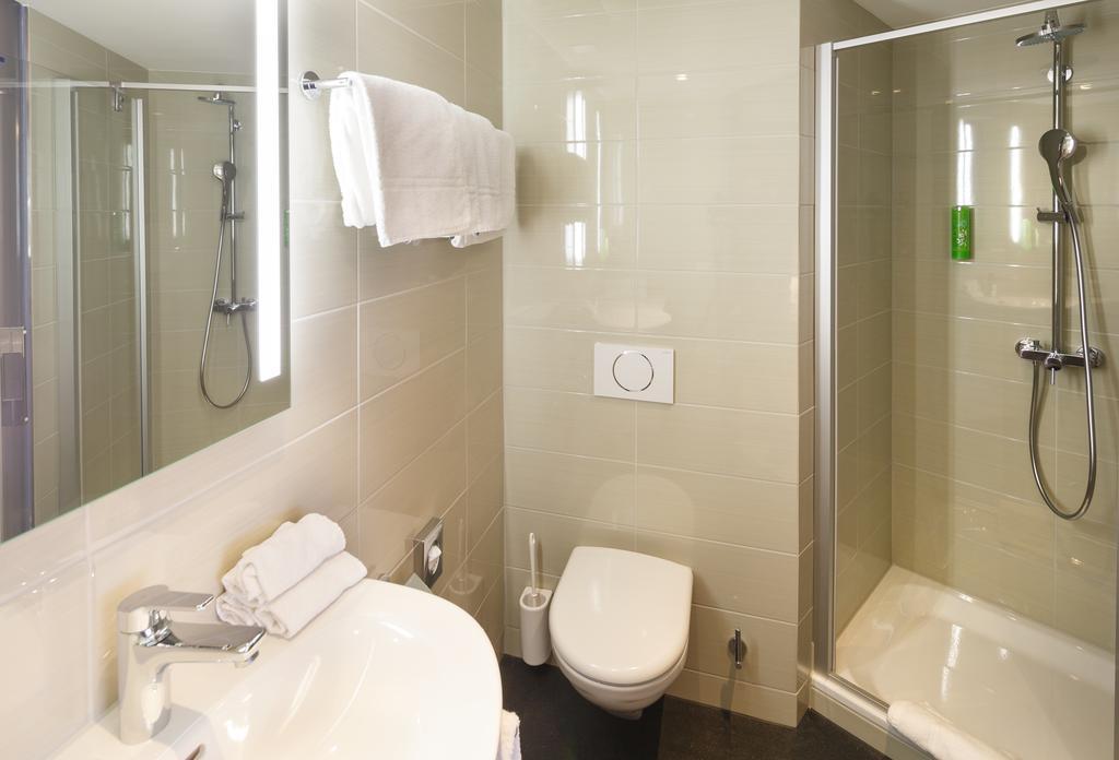Modernes Doppelzimmer