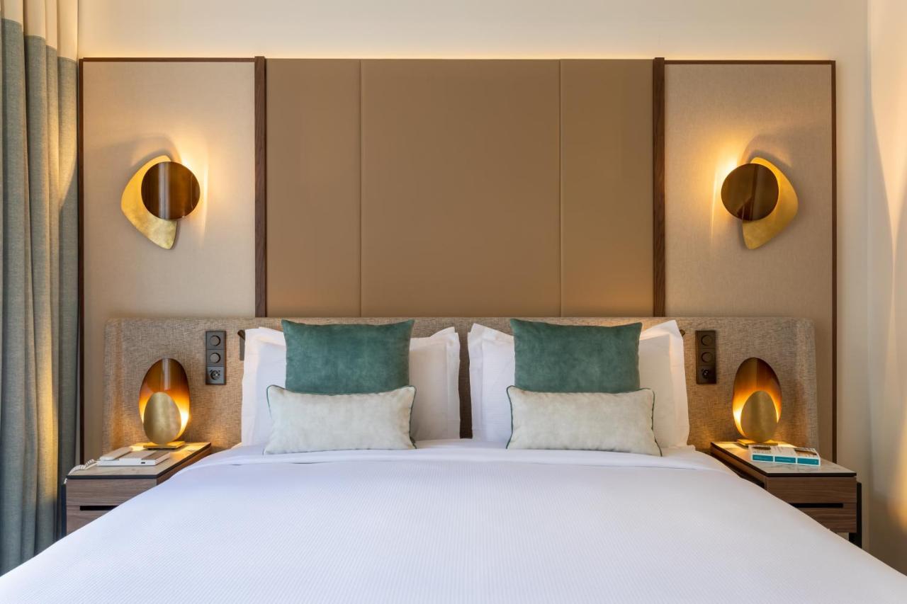 Suíte Júnior com Cama King-size e Varanda