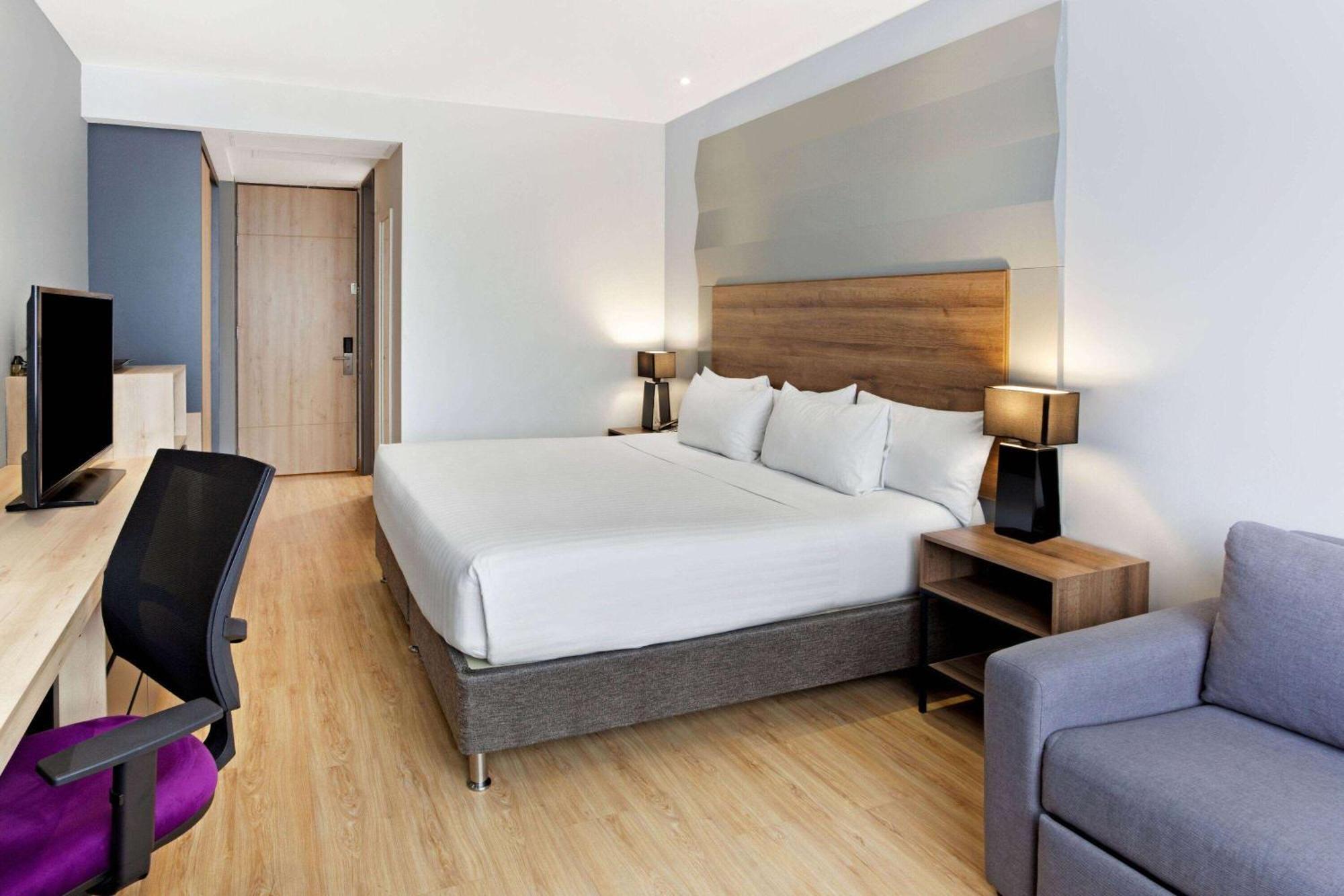 King Room