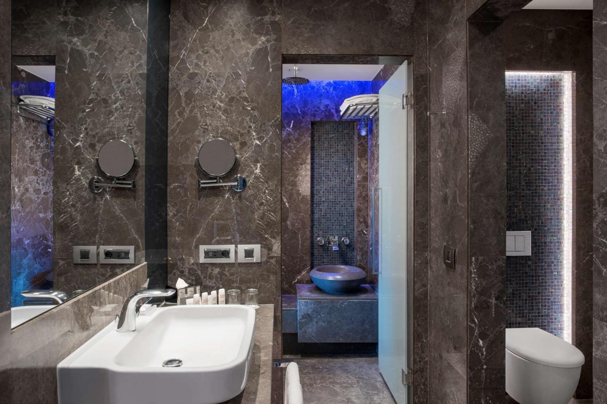 Suite with Sauna and Terrace