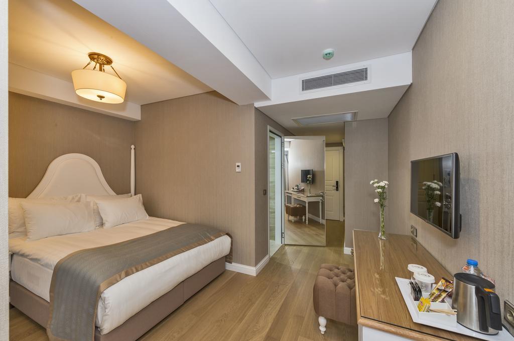 Quarto Standard com Cama de Casal ou 2 de Solteiro