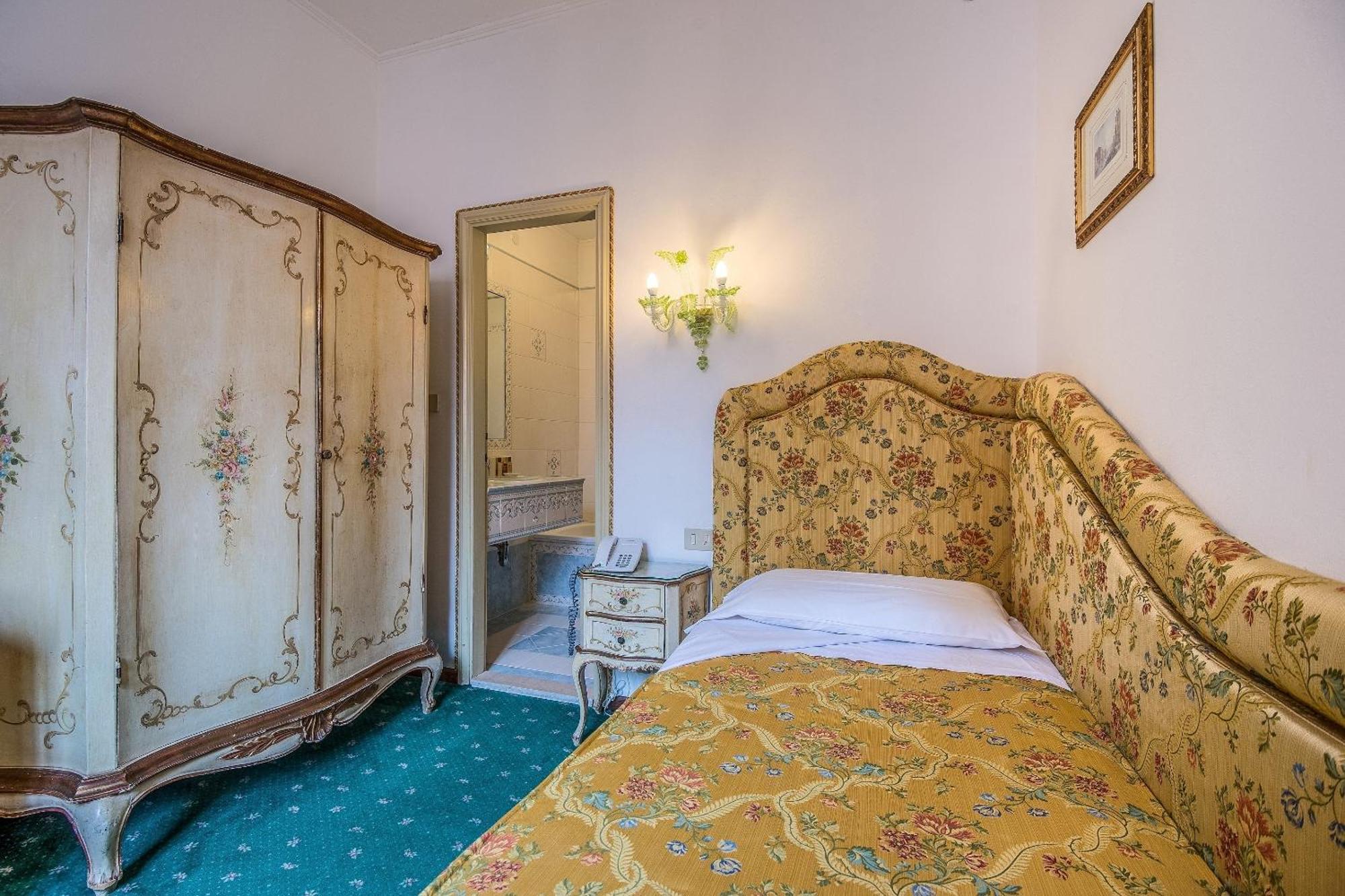 Classic Single Room,1274579395:JPEG