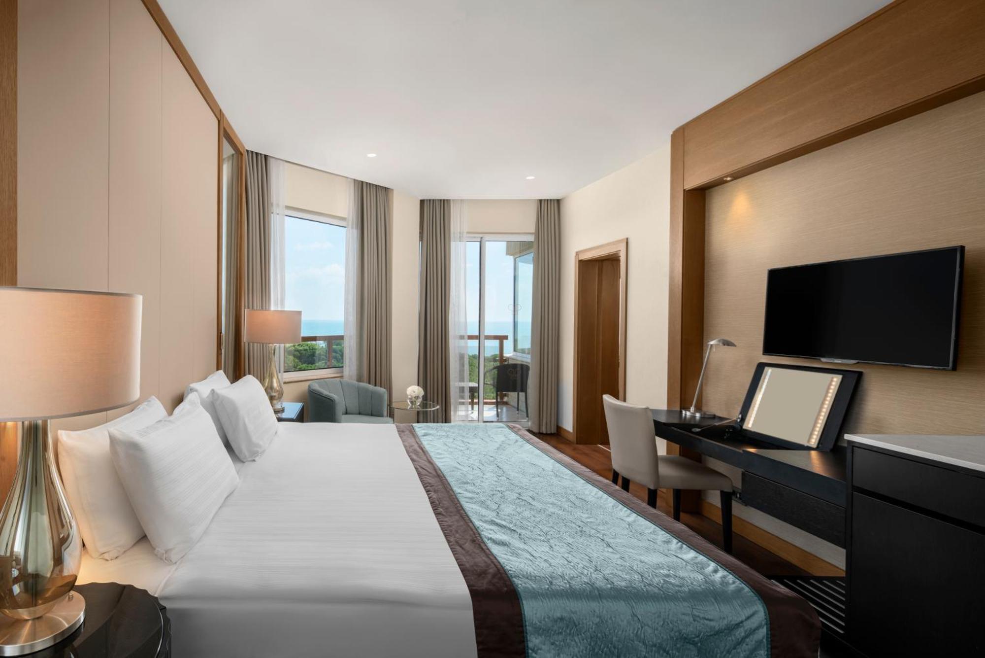 Suite Junior con vistas al jardín