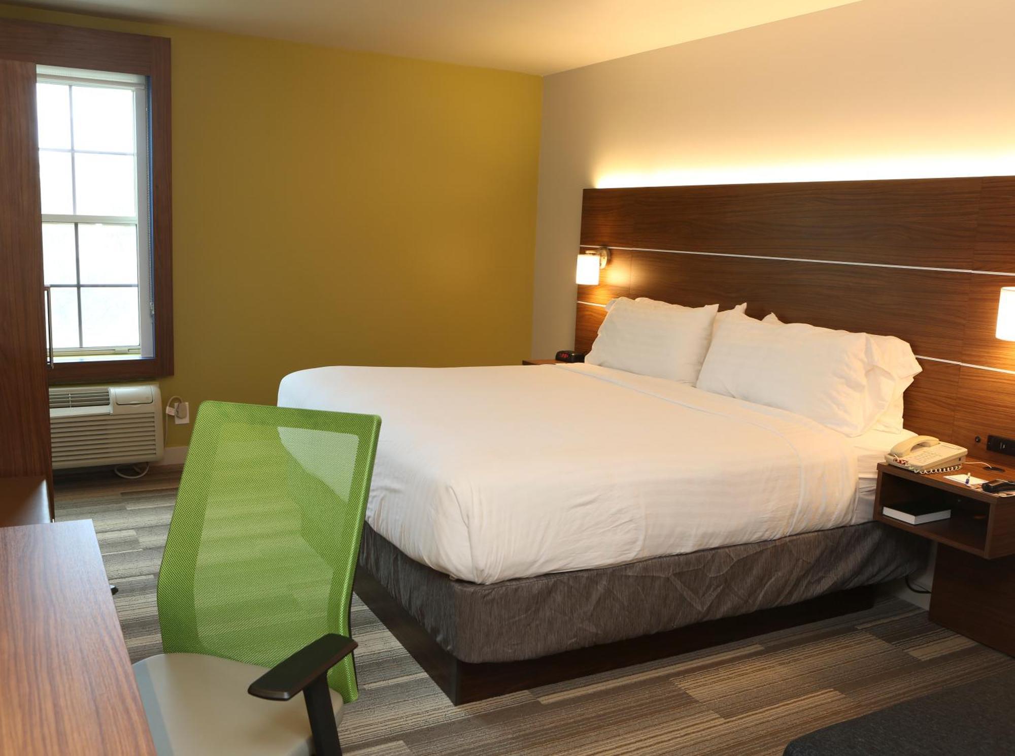 Standard King Room,1434367495:JPEG