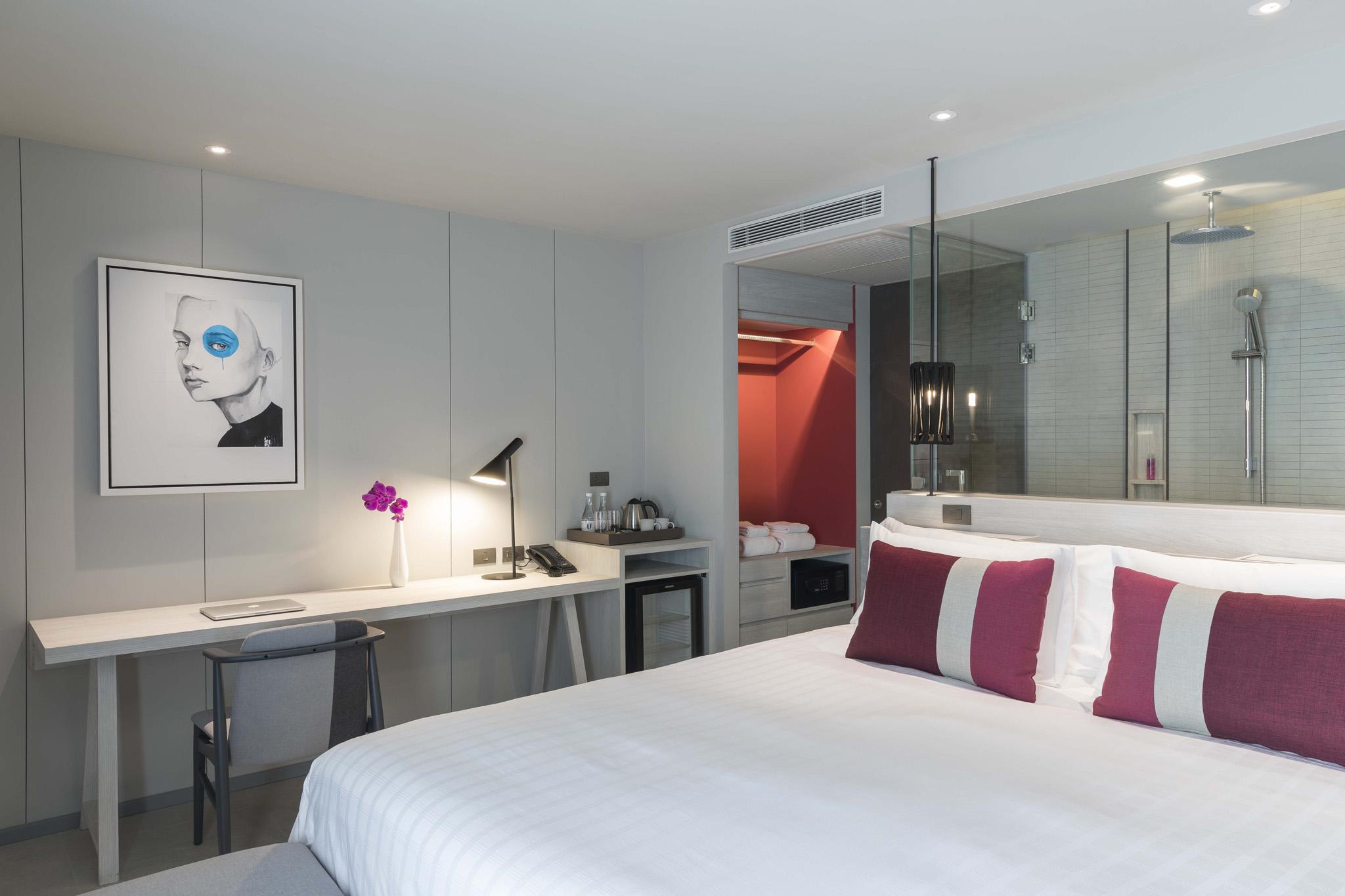 Deluxe Double or Twin Room with Sea View ( 24 Hours Use of Room )