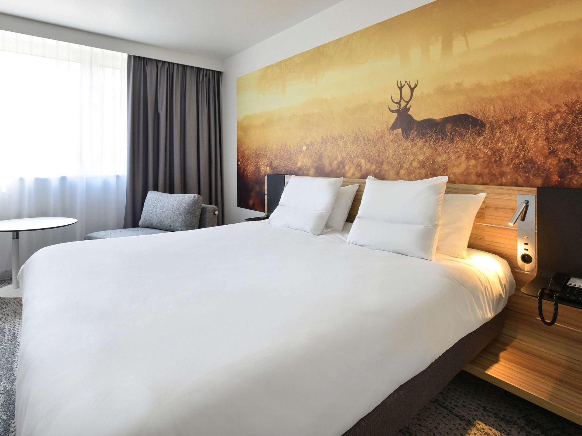 Superior King or Twin Room with Sofa Bed,1739359060:JPEG