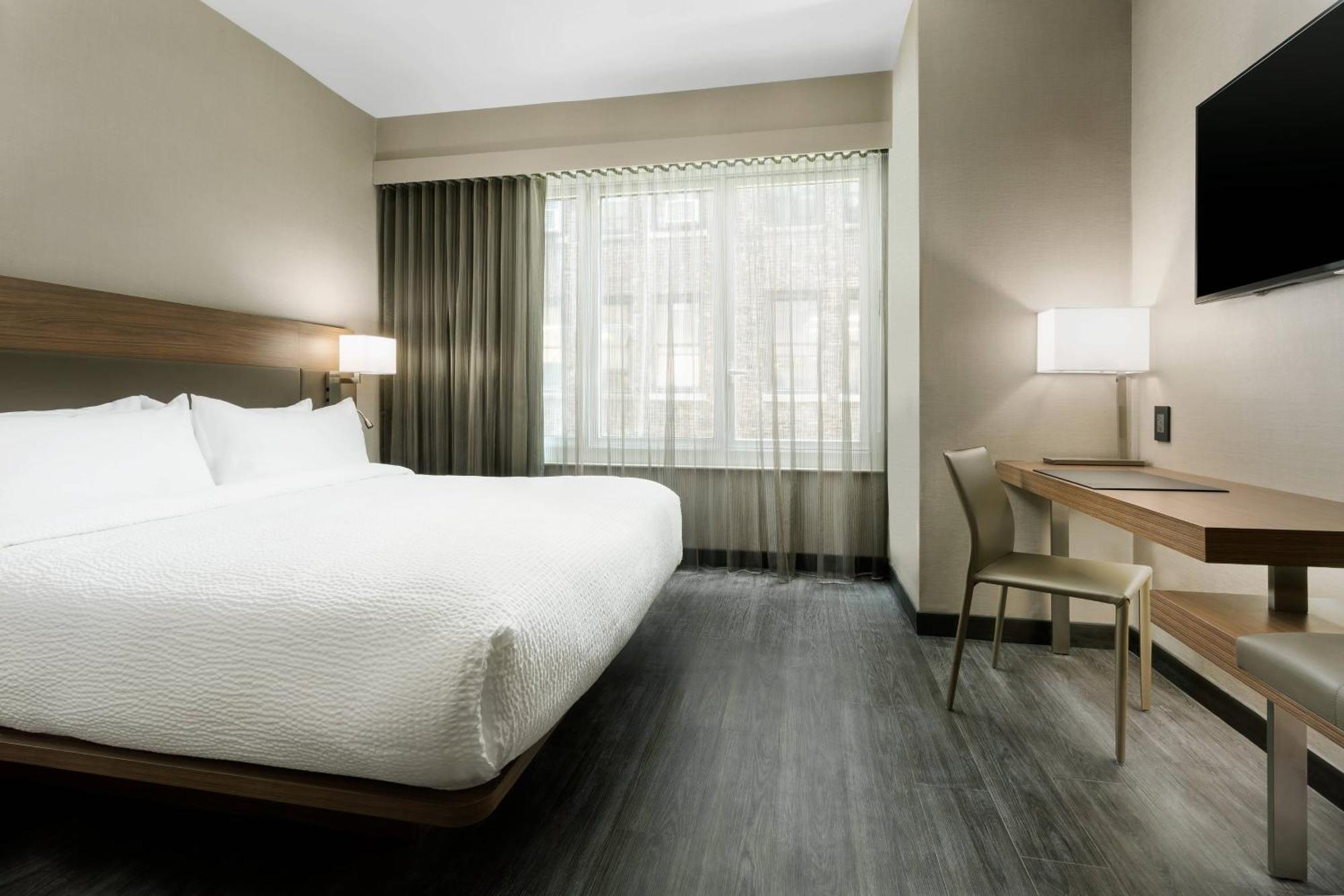 Habitación con cama extragrande - Planta superior
