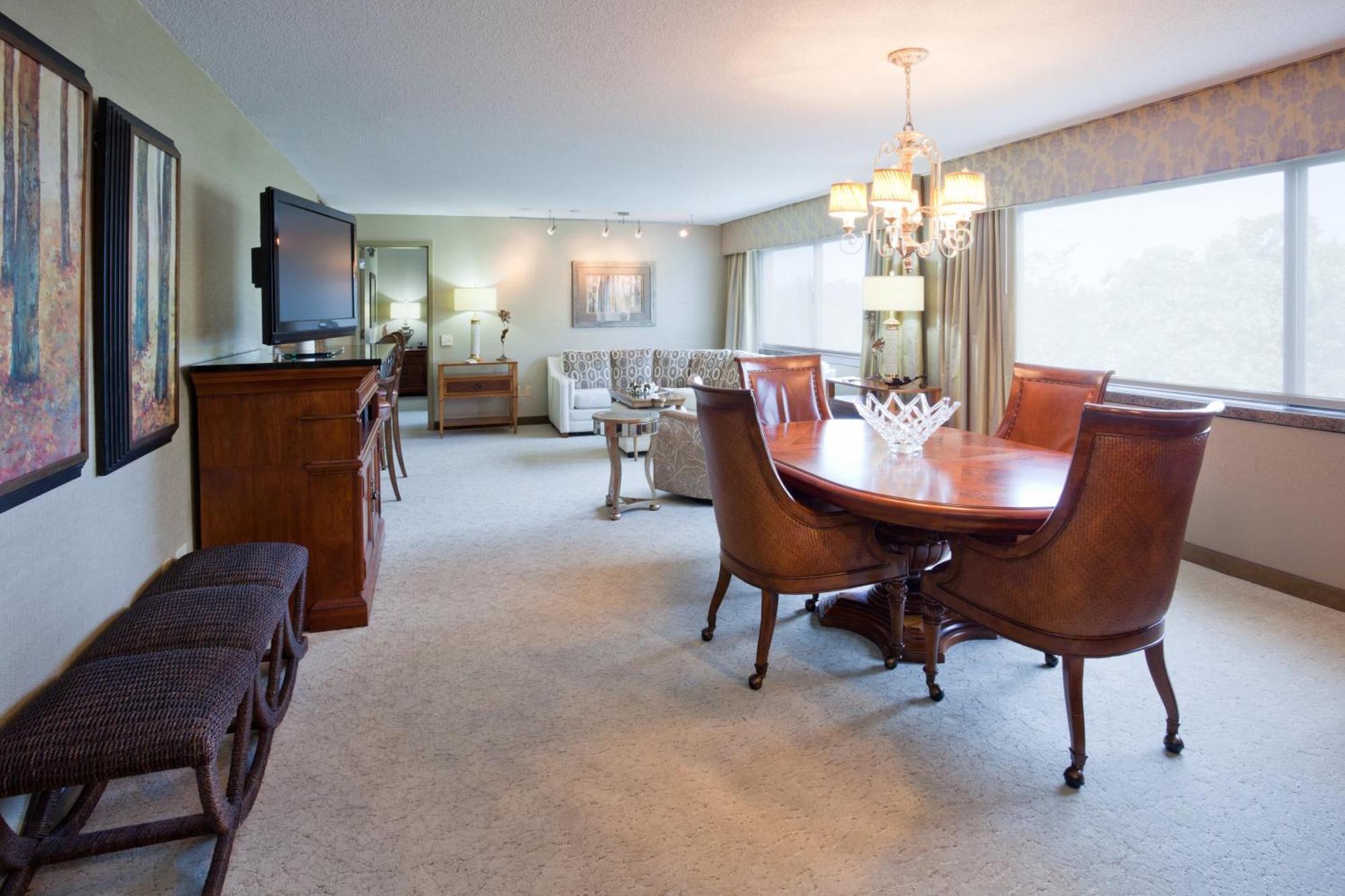 Presidential Suite,1450767391:JPEG