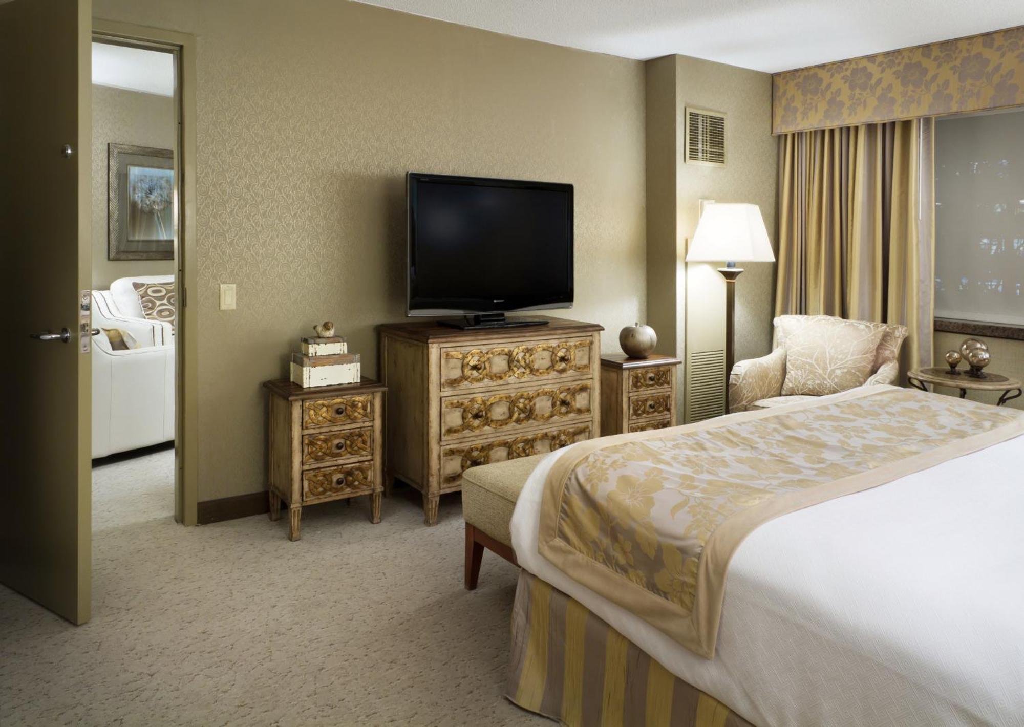 One-Bedroom Suite,1450765354:JPEG