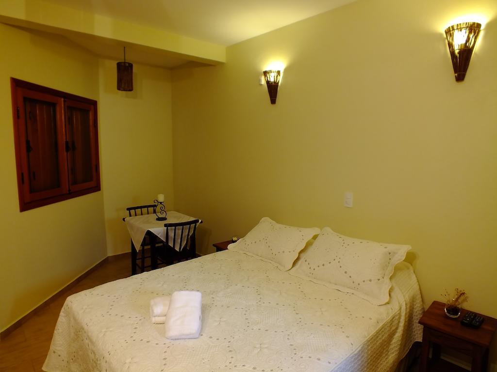 Quarto Duplo Superior com Banheira de Hidromassagem