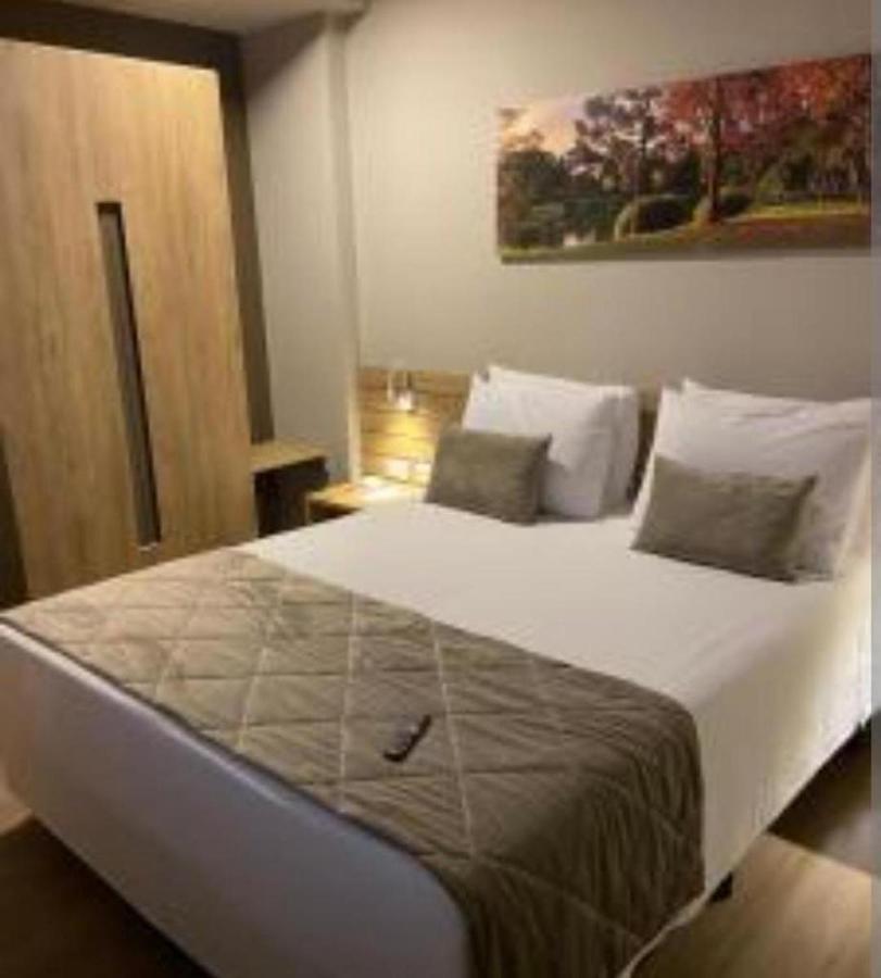 Apartamento com Varanda