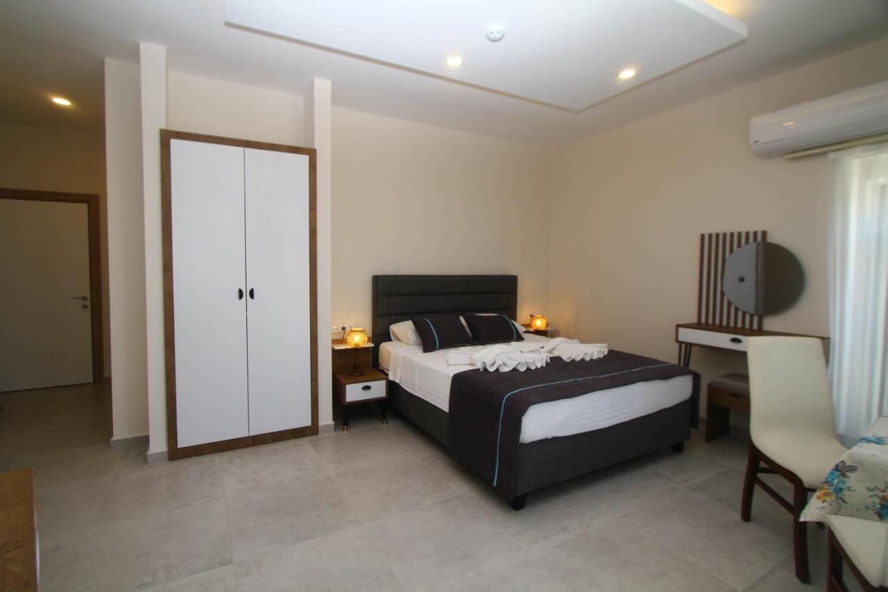 Tweepersoonskamer met Balkon en Uitzicht op Zee