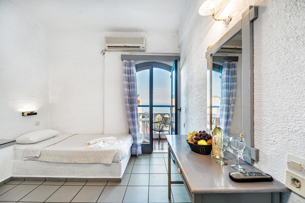Double or Twin Room Terrace,1348247069:JPEG