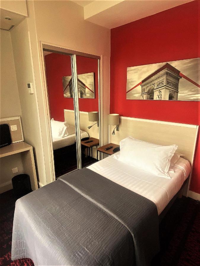 Single Room with Terrace,1351906477:JPEG