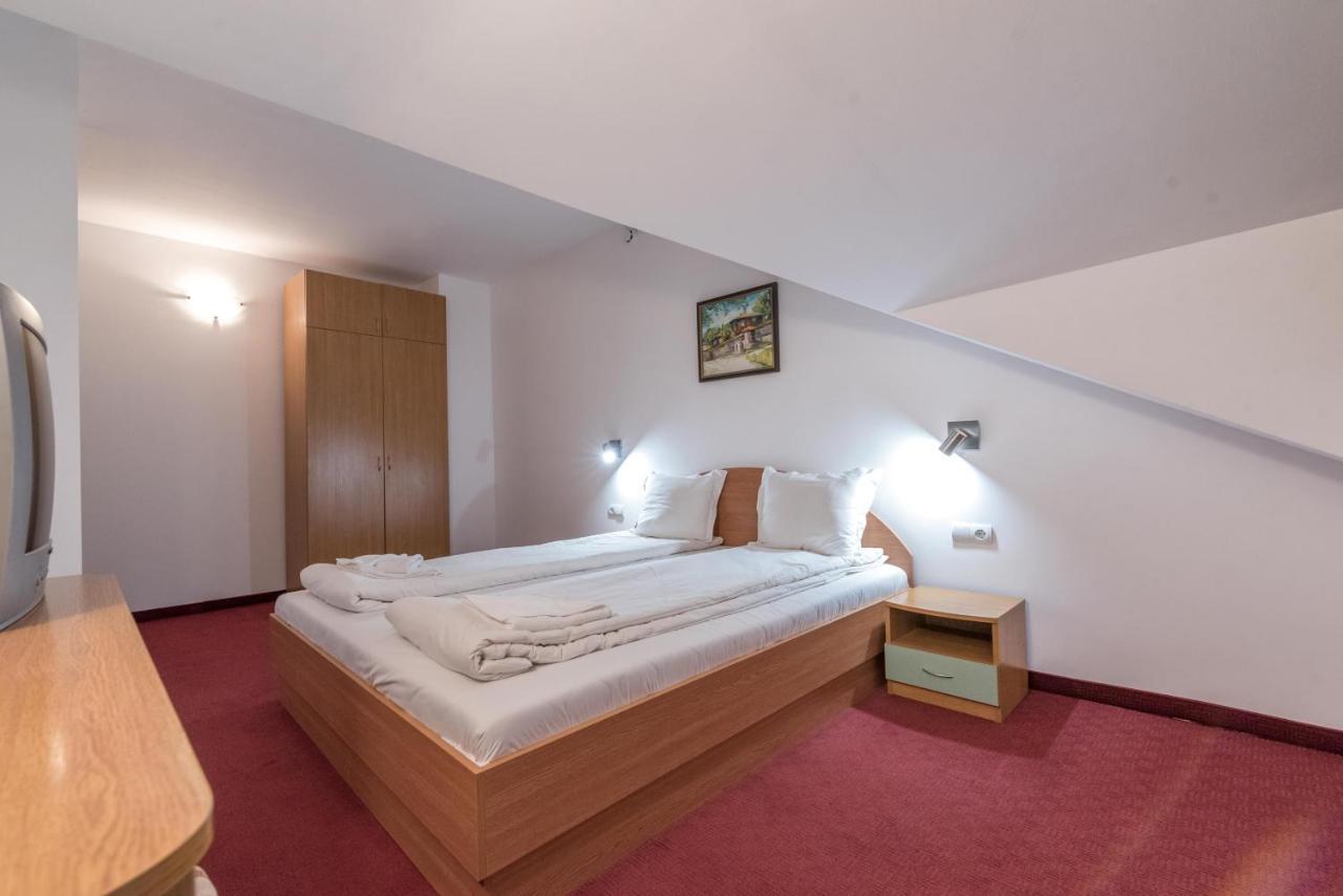 Mansard suite