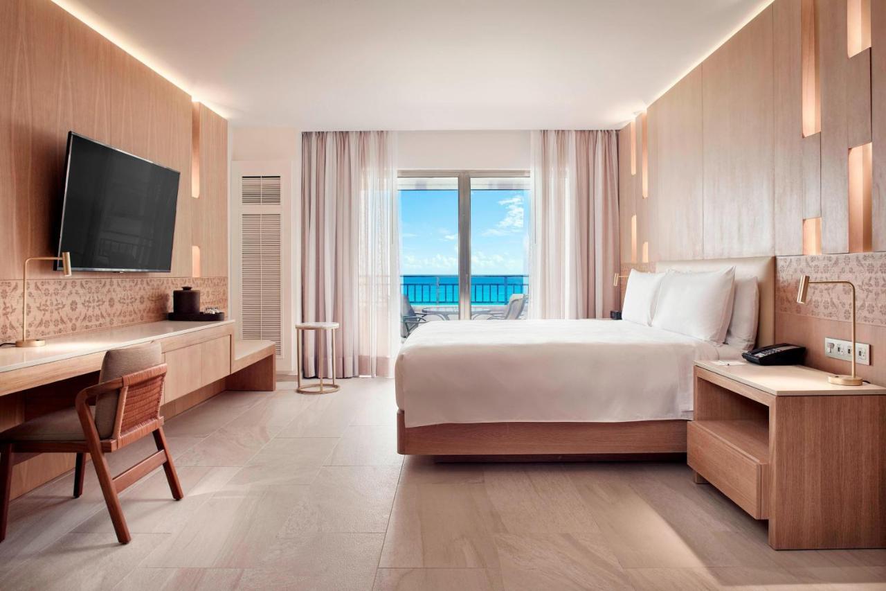 Suite JW Luxury, Suite Junior, 1 cama extragrande, sofá cama, balcón