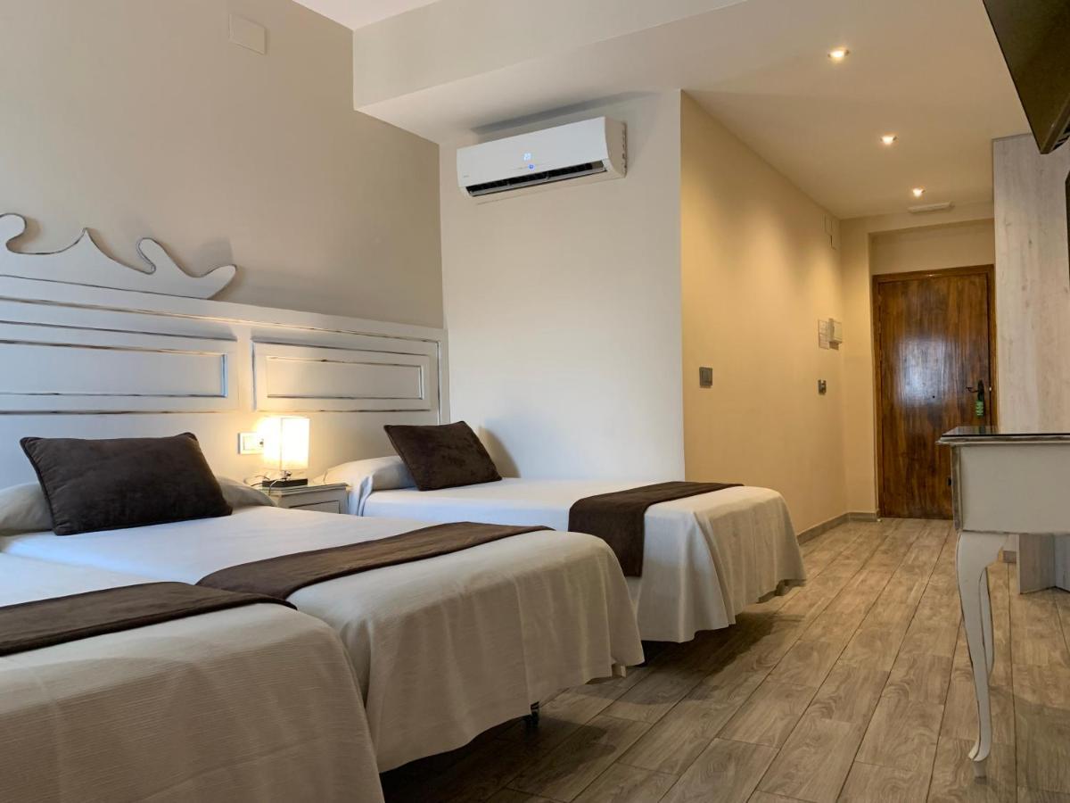Triple Room,1356664778:JPEG