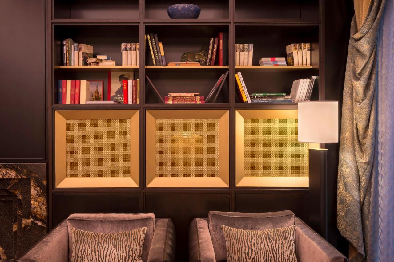 Alexander, Presidential Suite, 1 King