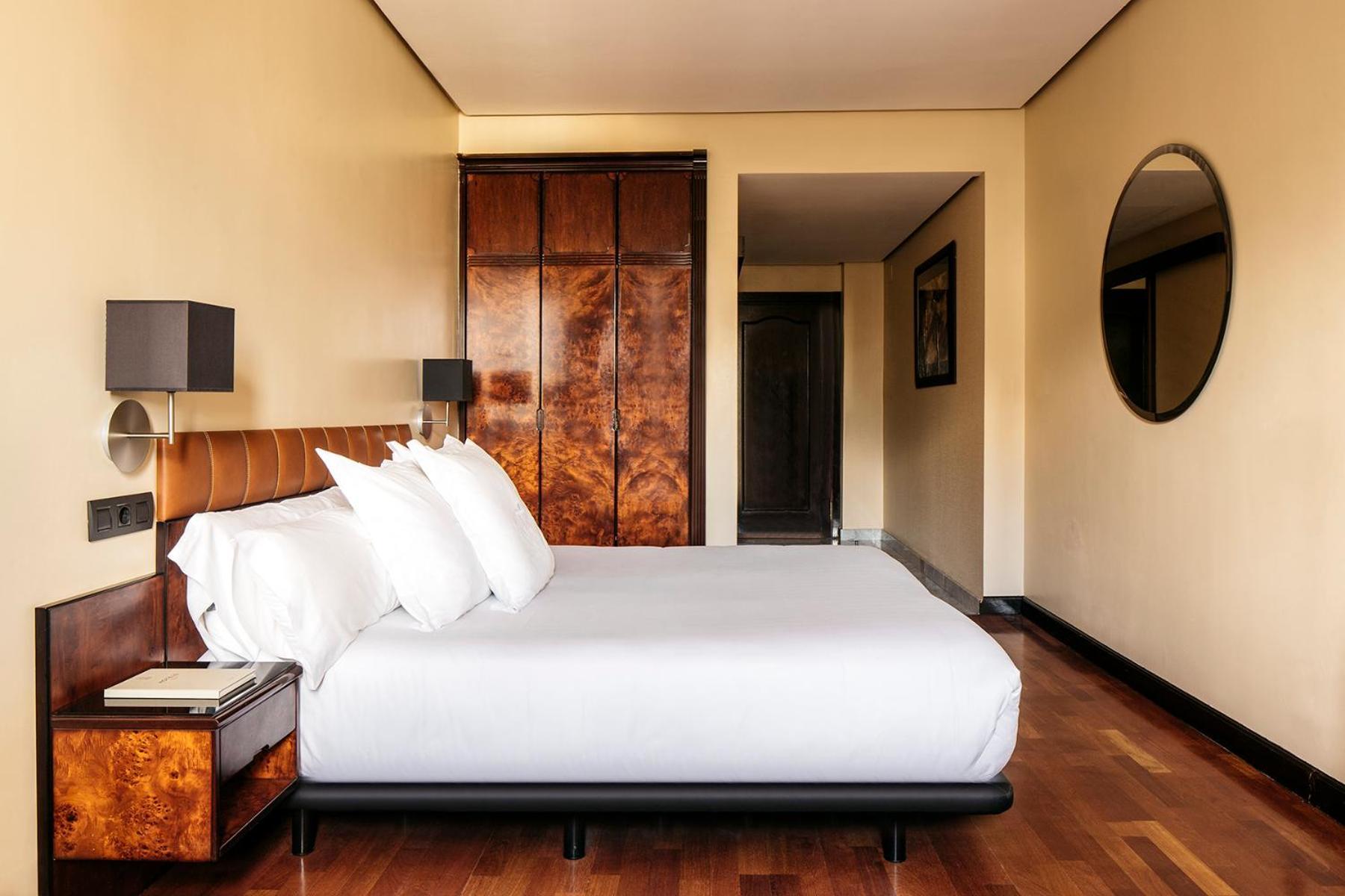 Quarto Superior com Cama de Casal ou 2 de Solteiro