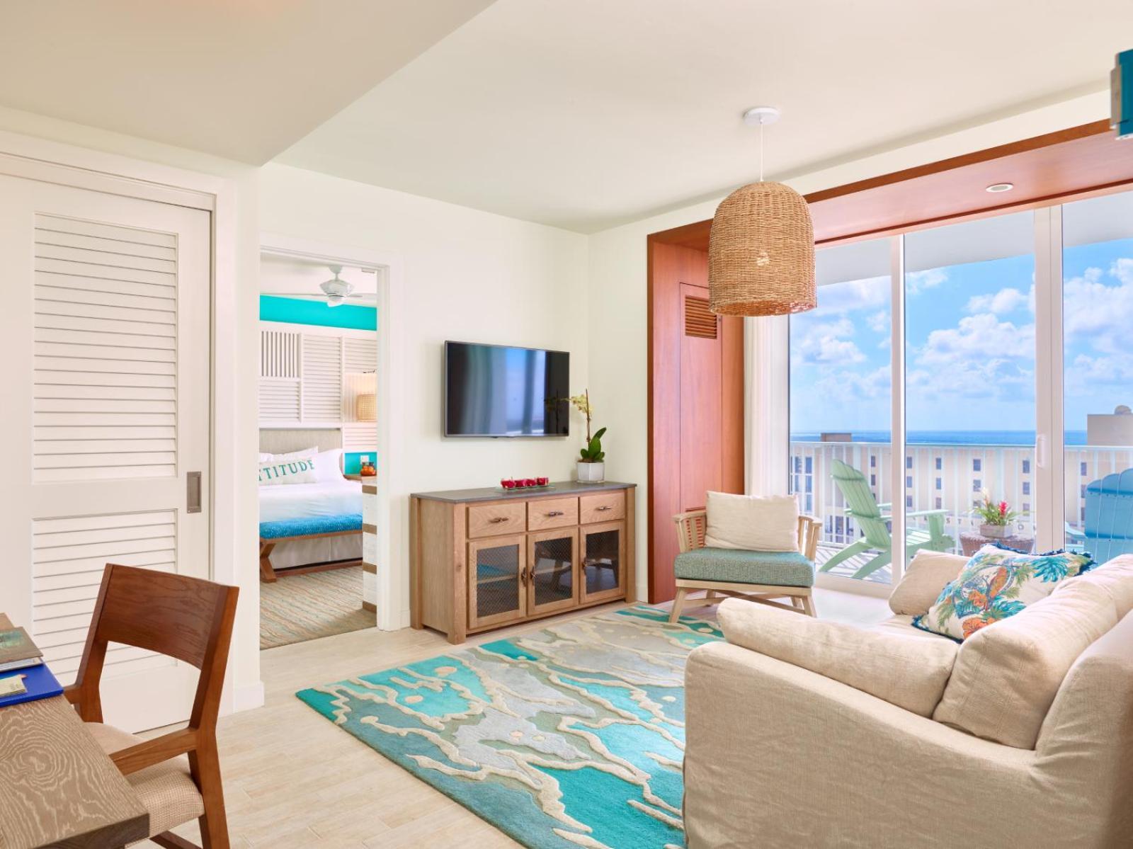 Suite de 1 dormitorio con vistas parciales al océano - 1 cama extragrande