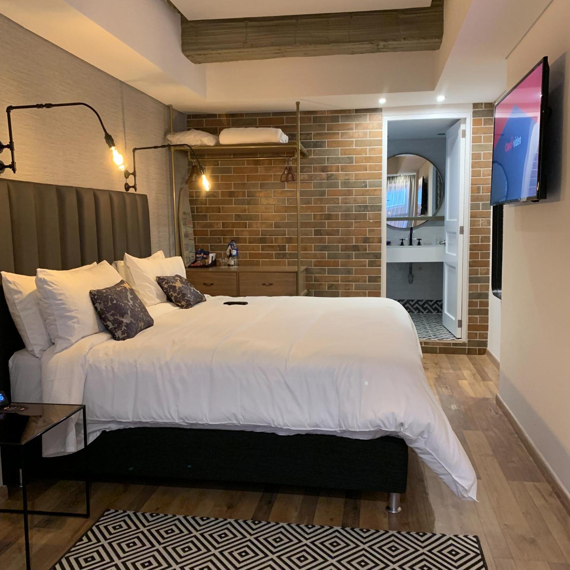 King Room,1228427642:JPEG
