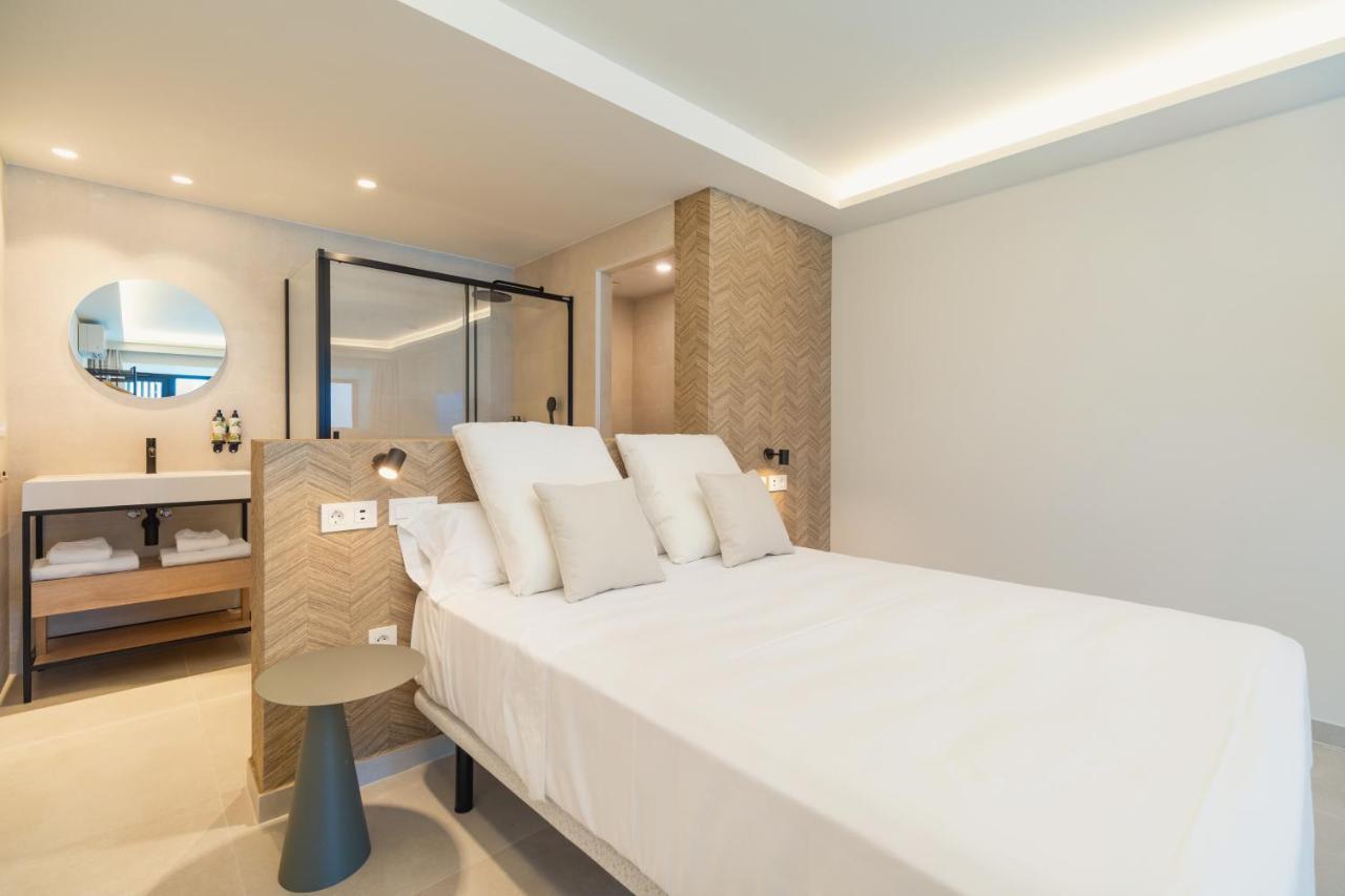 Apartment mit seitlichem Meerblick