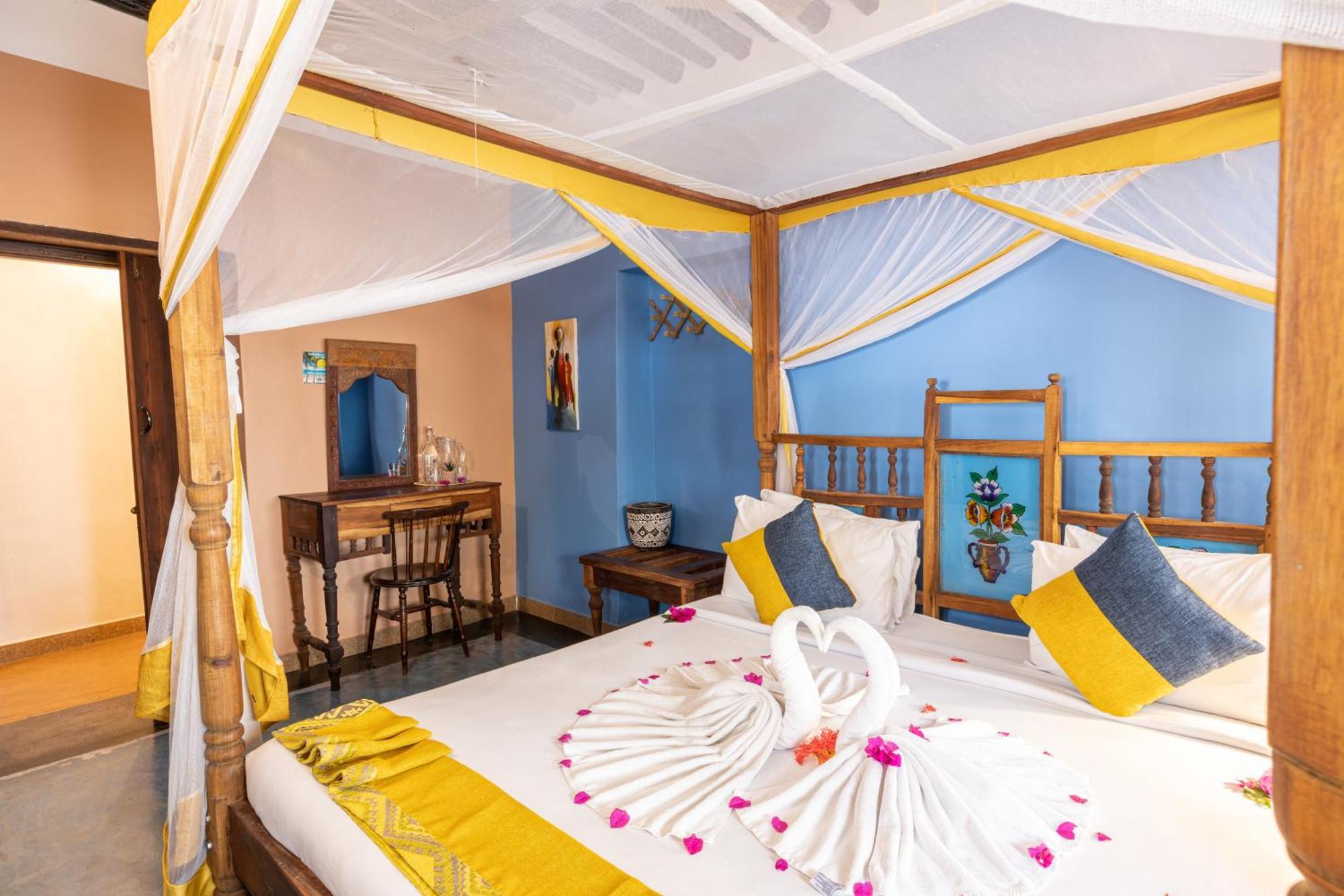 Deluxe Room,1518343903:JPEG