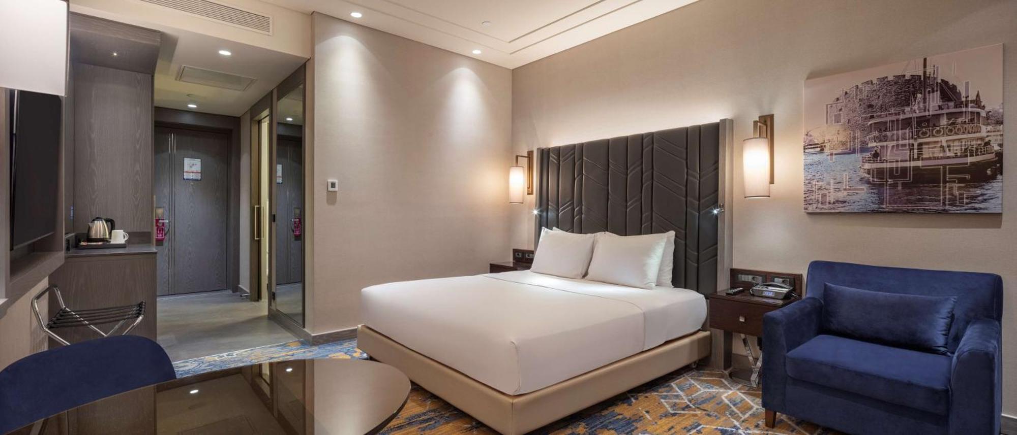 Zimmer mit Kingsize Bett