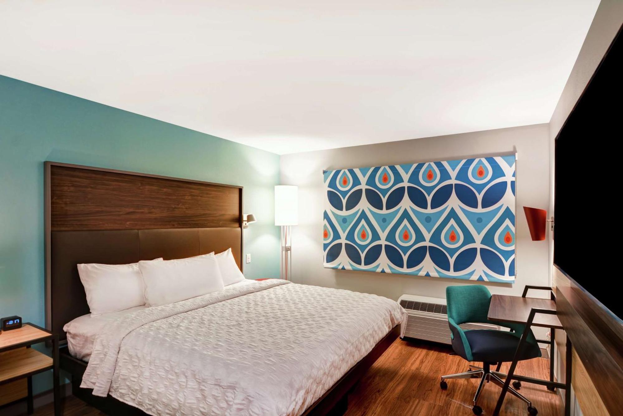 King Room,1551482599:JPEG
