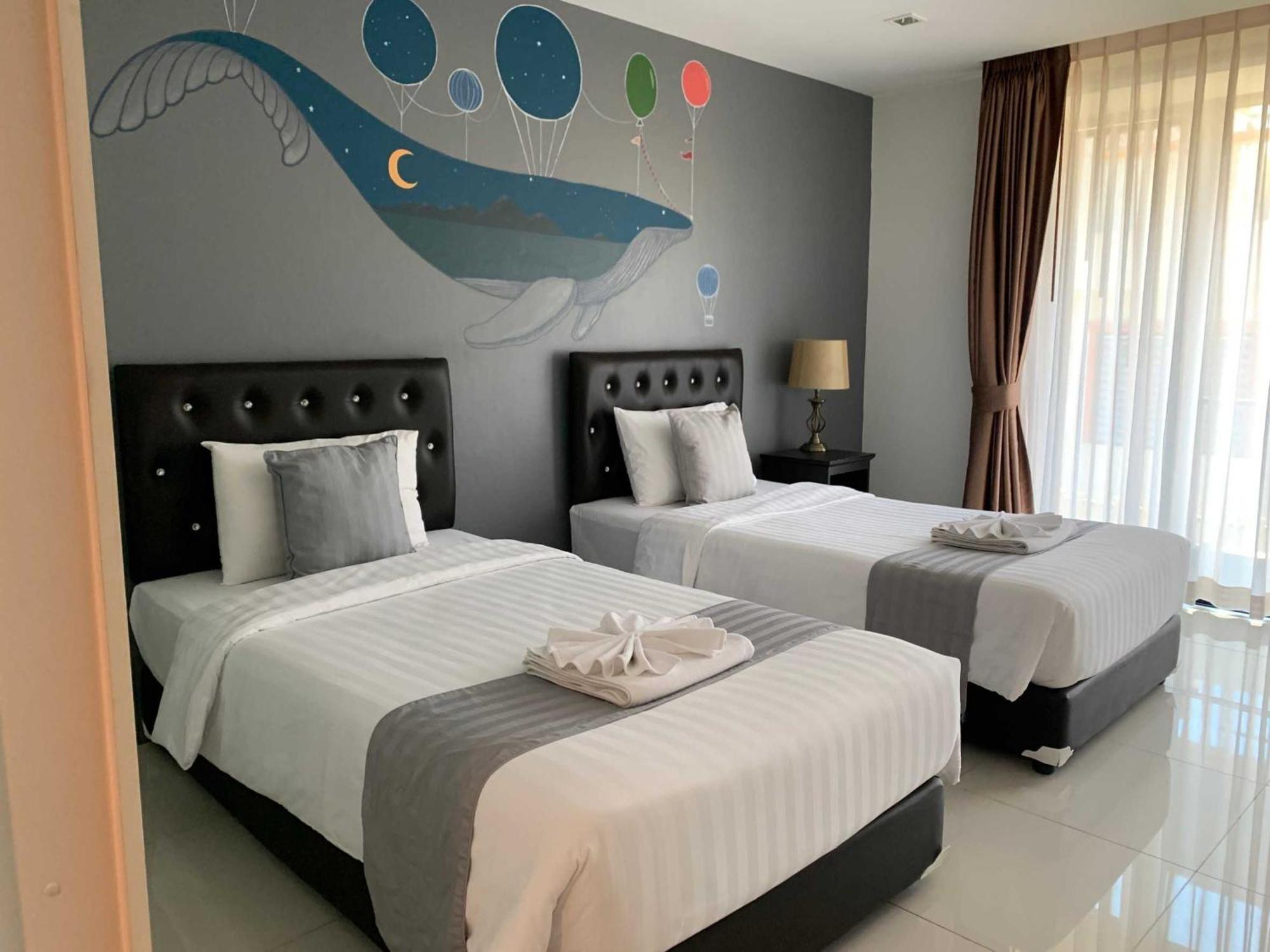 Deluxe Twin Room