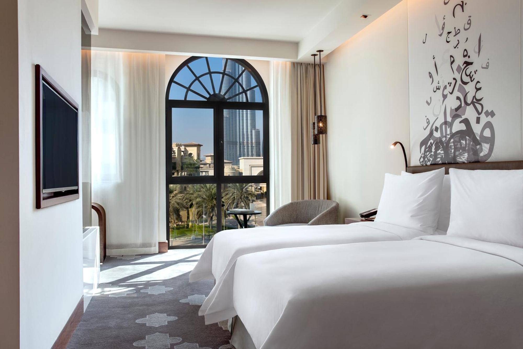 Deluxe Twin Room with Landmark View,1602325401:JPEG