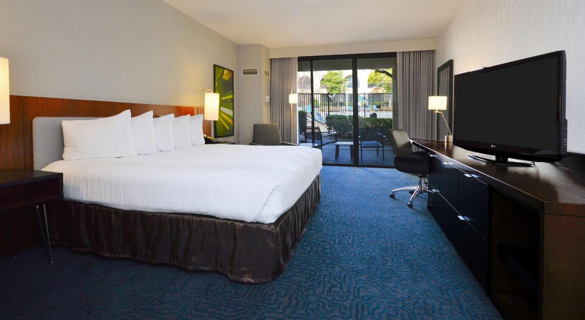 King Room with Pool View