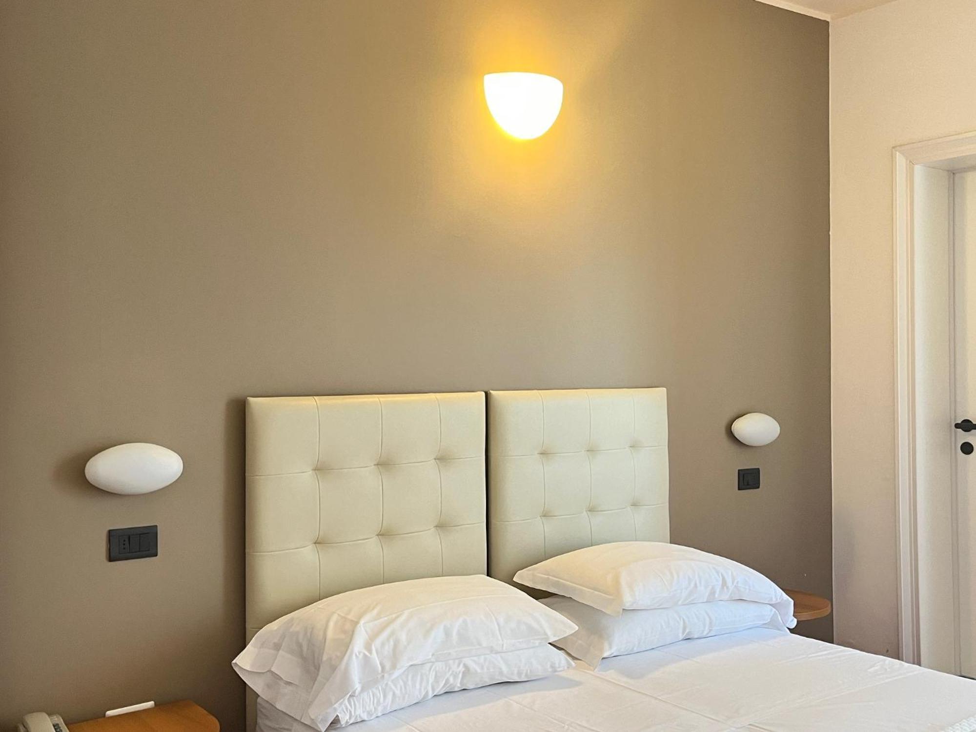 Double or Twin Room with Balcony,1606570311:JPEG