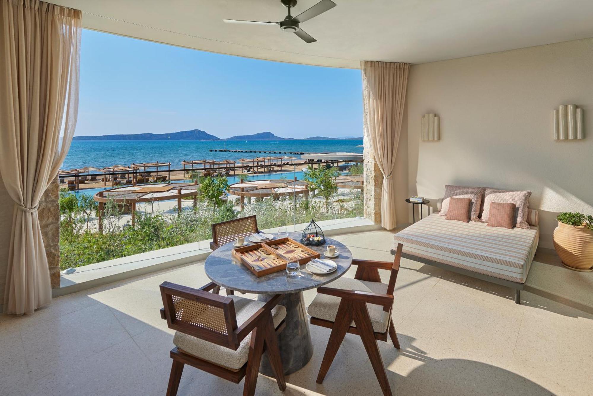 Beach Club Junior Suite King or Twin