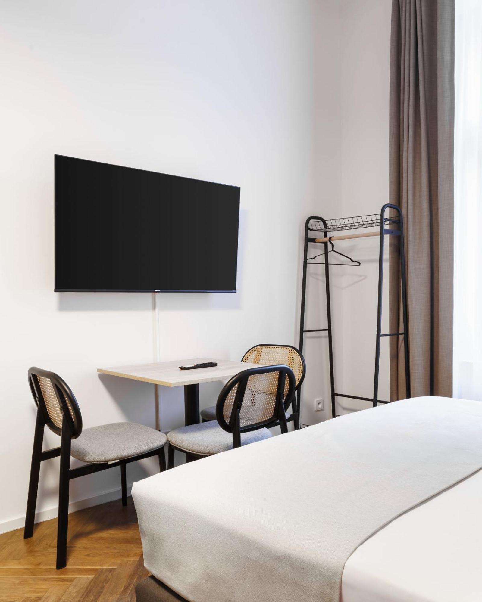 Studio with Sofa Bed