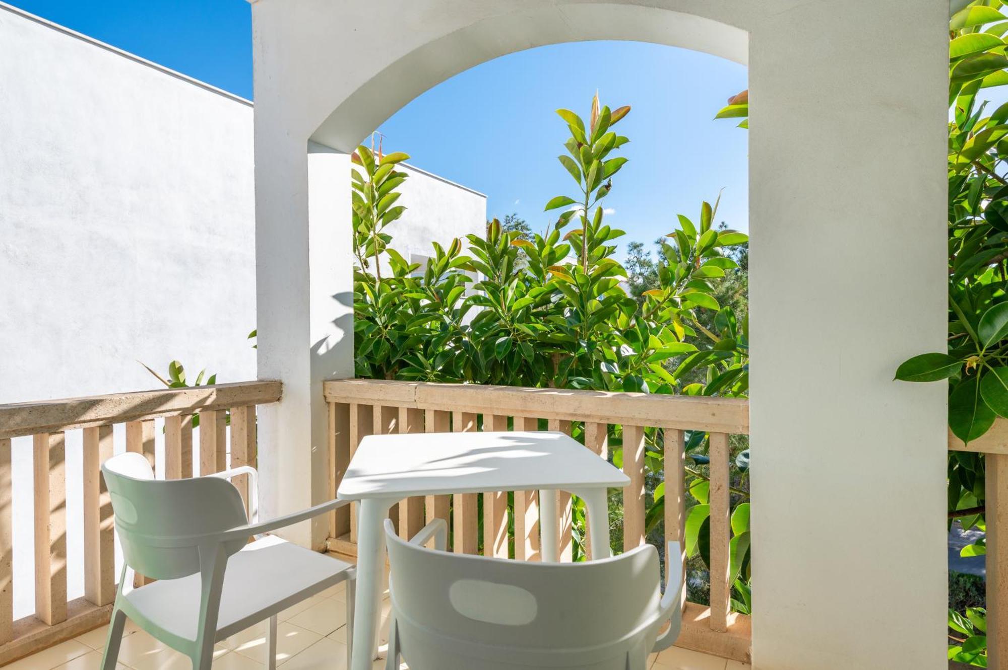 Double or Twin Room with Terrace and Street View