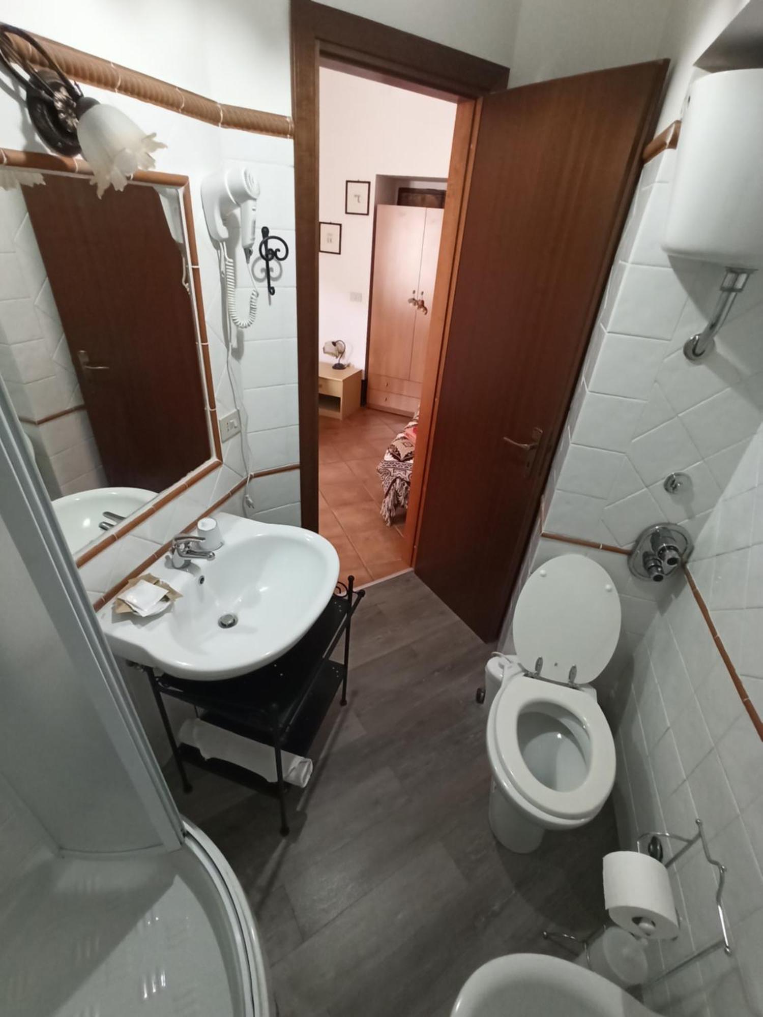 Camera Quadrupla con Bagno