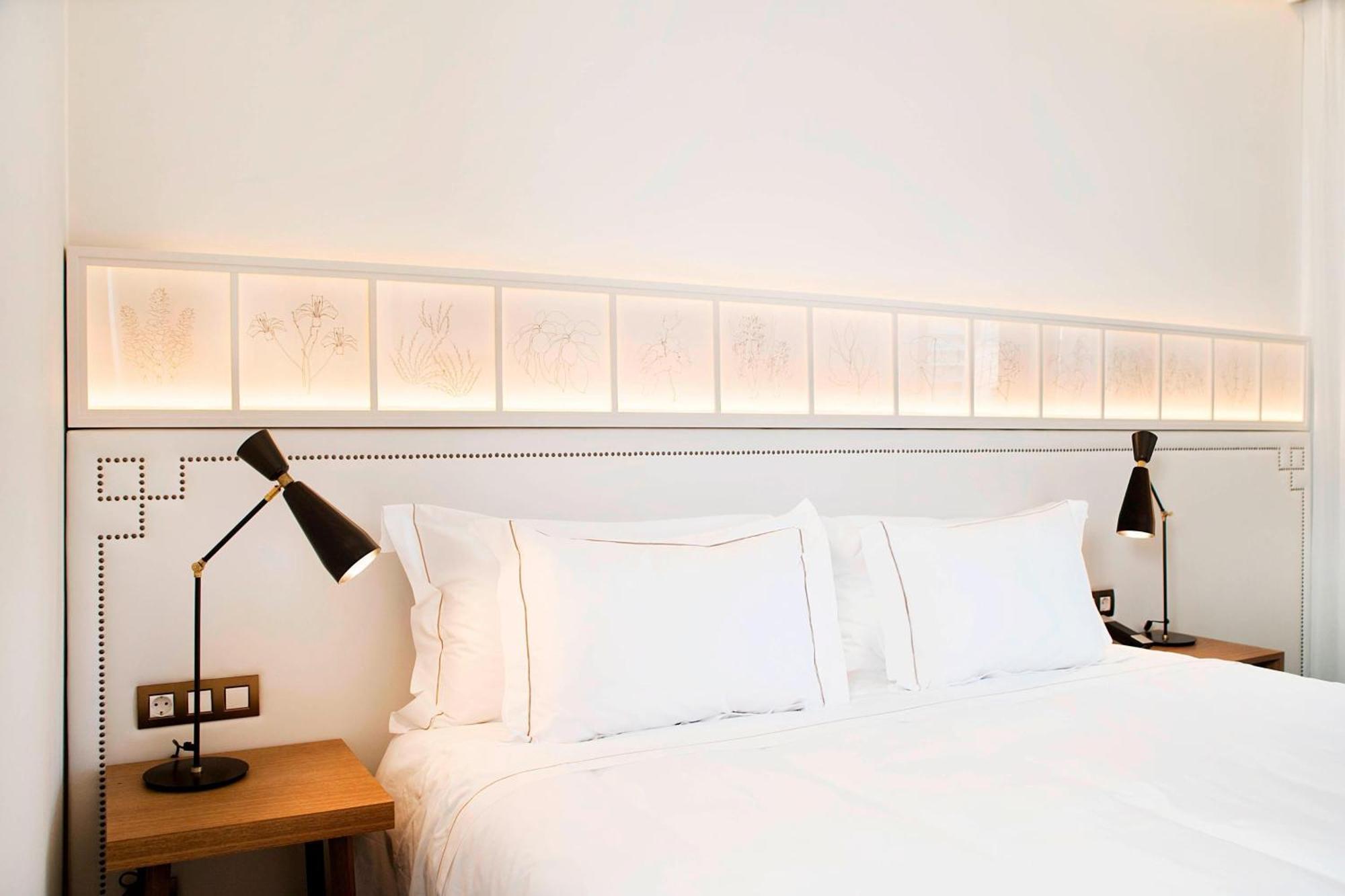 Habitación Cotton con cama extragrande y balcón