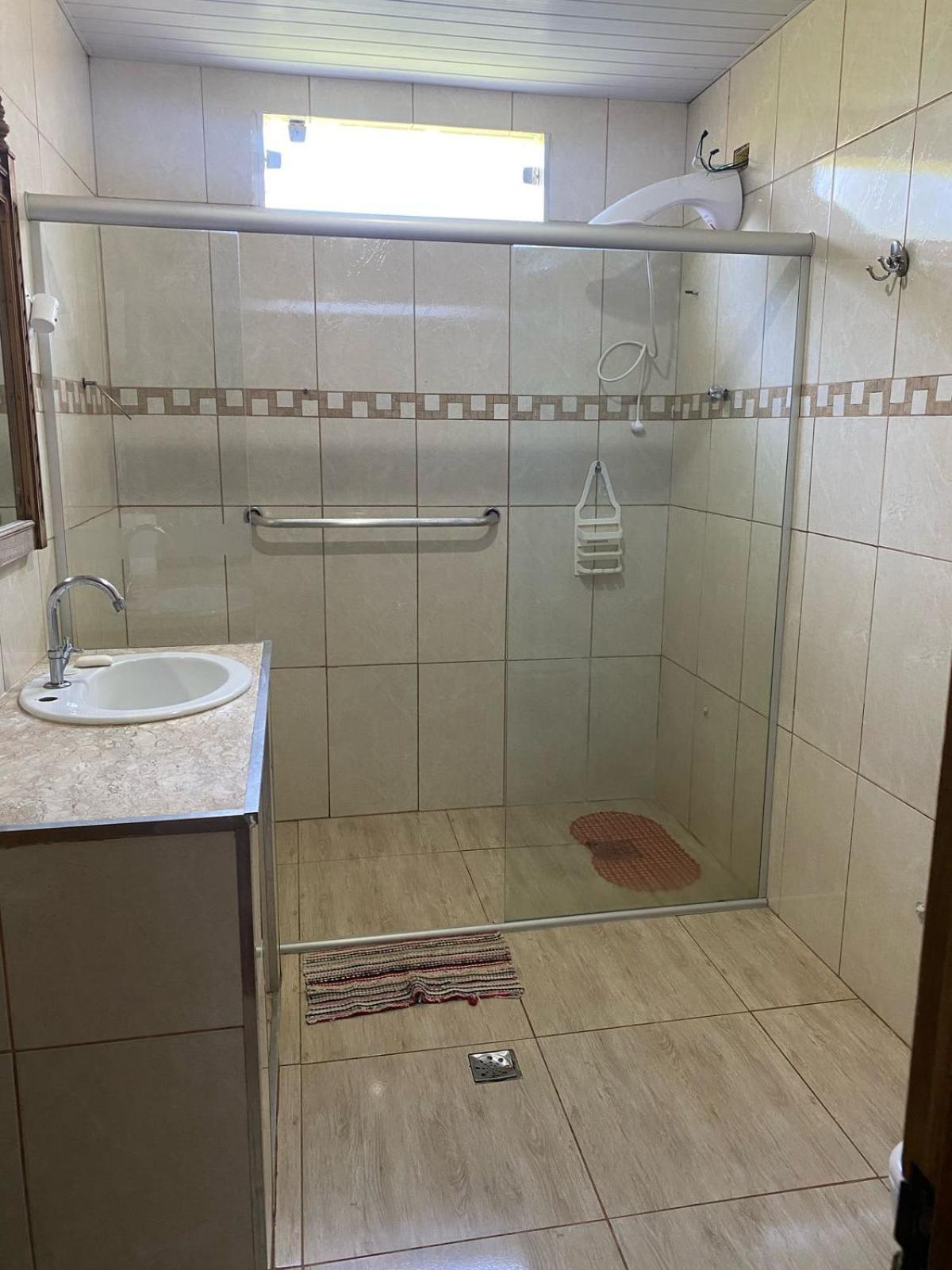 Quarto Triplo Econômico