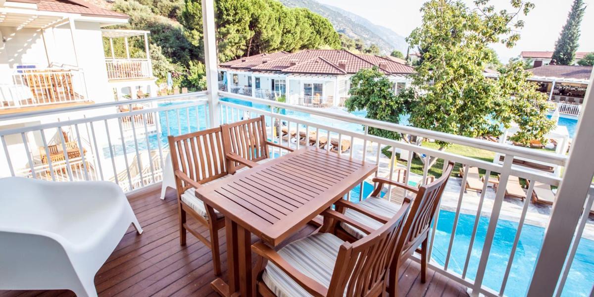 Suite with Terrace,1658765802:JPEG