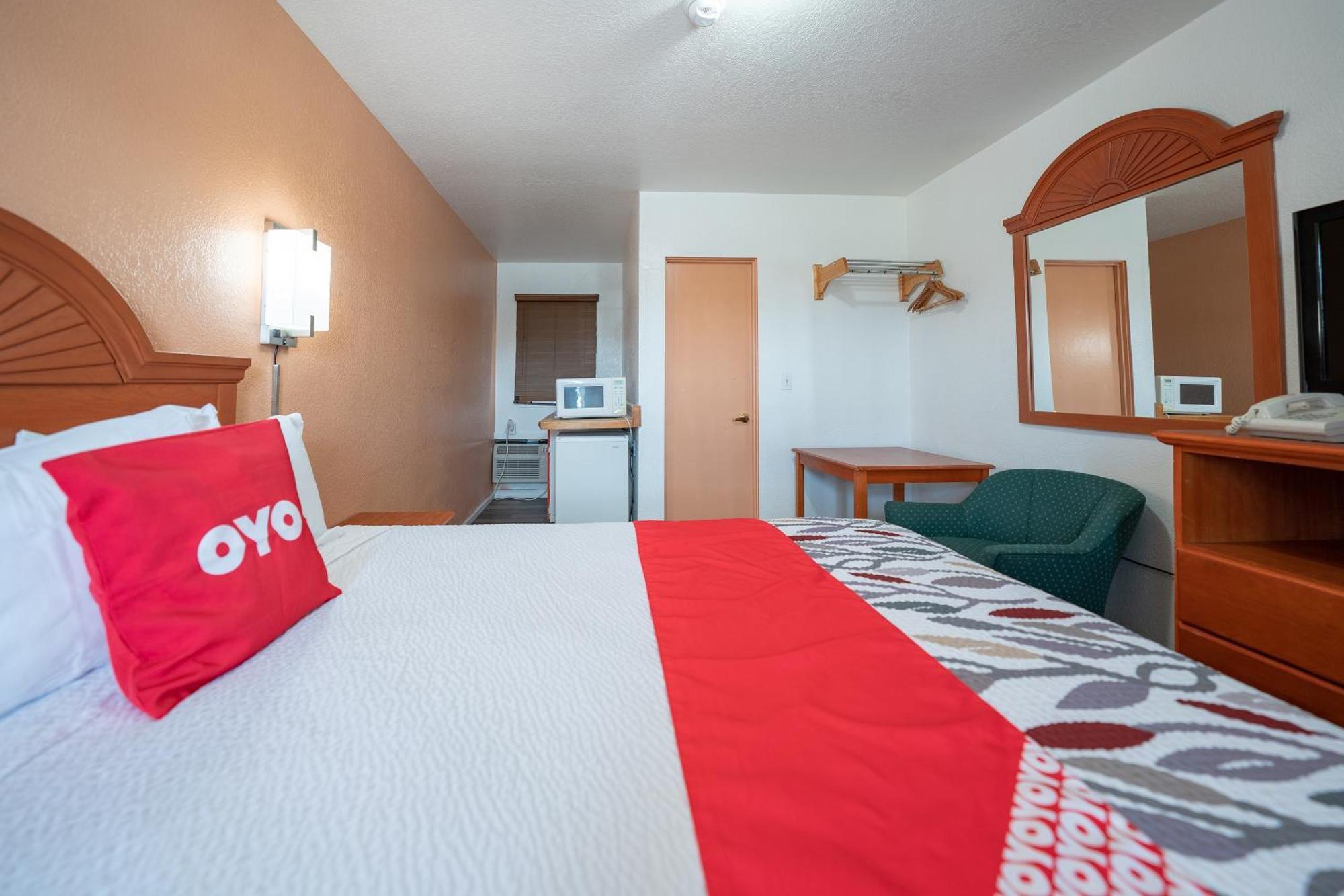 Premium Queen Bed with Kitchenette