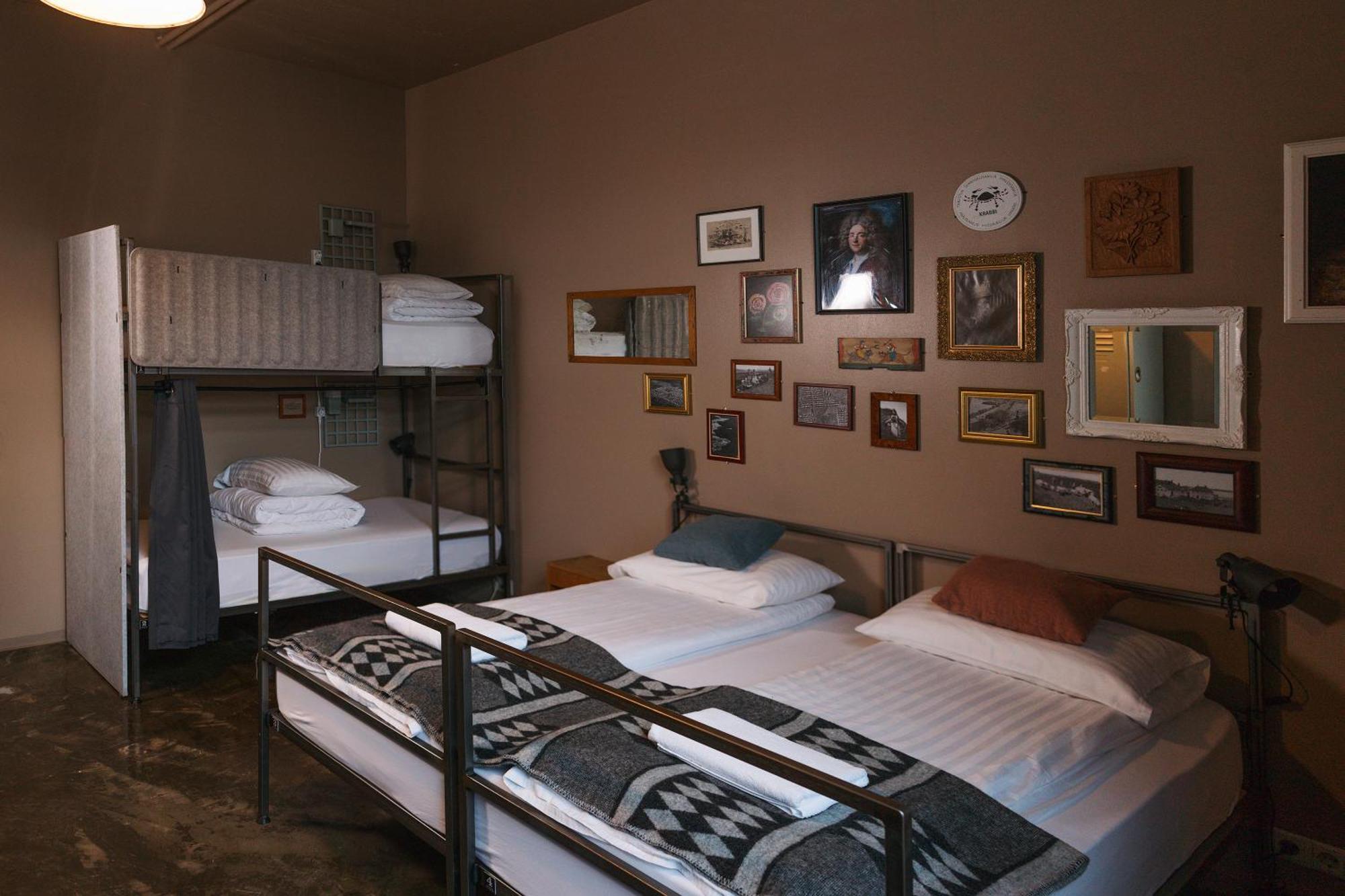 Familiekamer met Gedeelde Badkamer