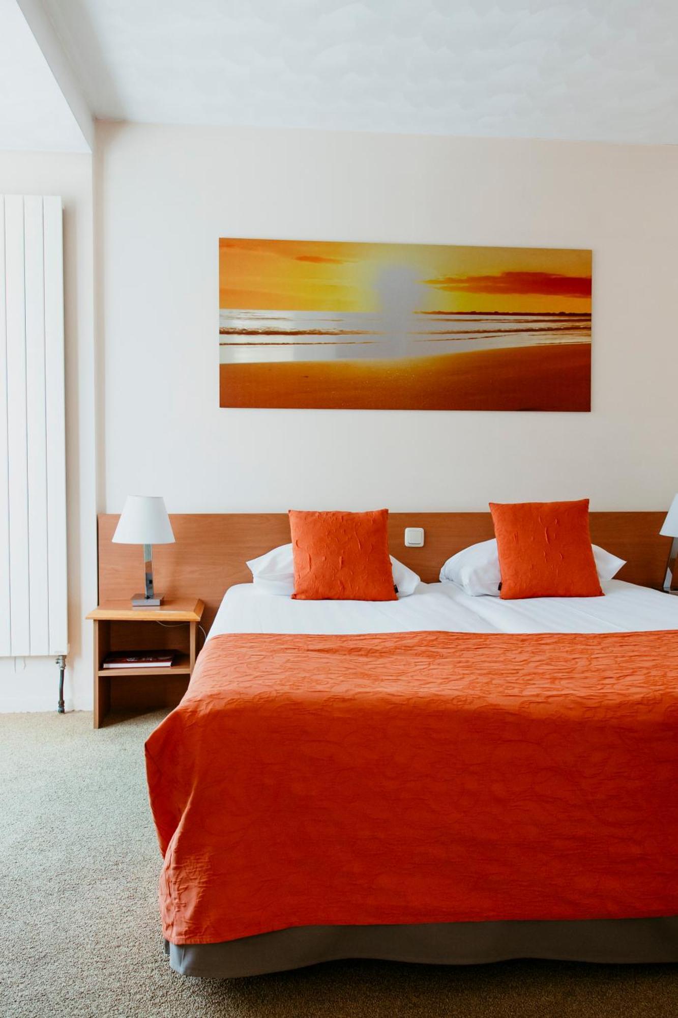 Double Room,1674697496:JPEG
